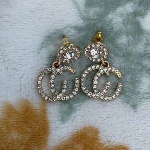 Elegant Fashion Gold Crystal Earrings with Rhinestones New $20